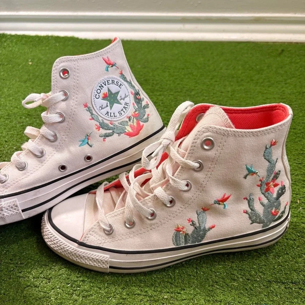 Converse Chuck Taylor All Star Succulent Hummingbird Floral Womens 7 High Top
